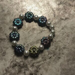 Beaded bracelet